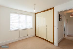 Bedroom- click for photo gallery